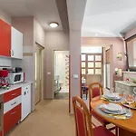 Nono דירה *